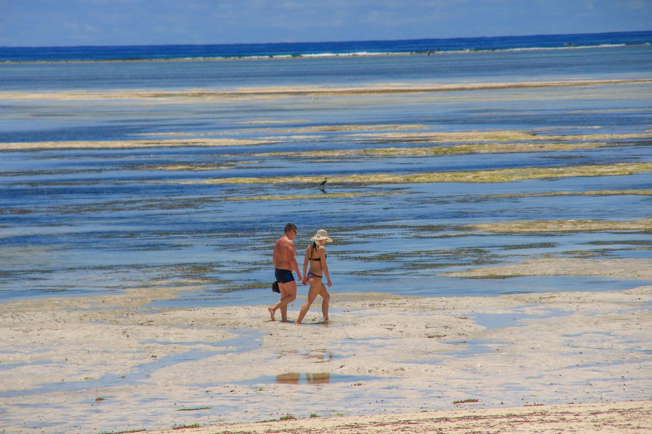 African Sun Sea Beach Resort & Spa Zanzibar エクステリア 写真